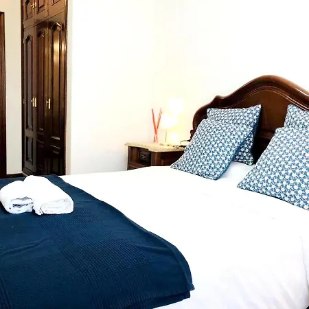 Spacious In With Parking 110 M² Well Equipped Lejlighed Ribadeo
