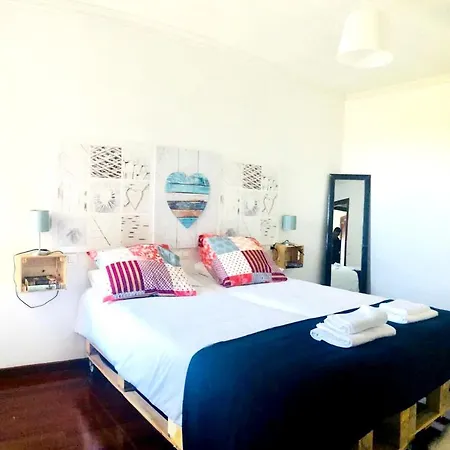 Spacious In With Parking 110 M² Well Equipped Lejlighed